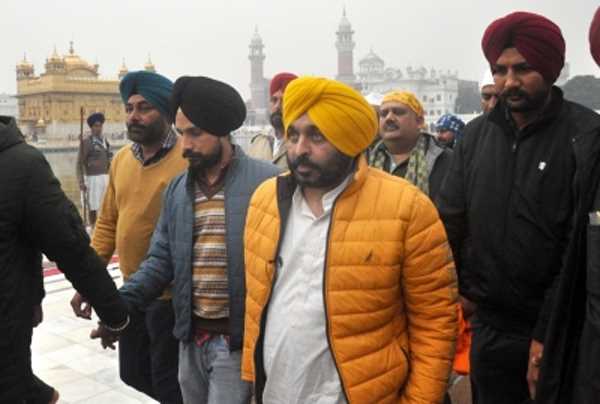 आप के भगवंत मान ने चन्नी को दी उनके खिलाफ चुनाव लड़ने की चुनौती